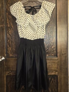 "Finejo" Polka Dot Ruffle Top Black Skirt Dress